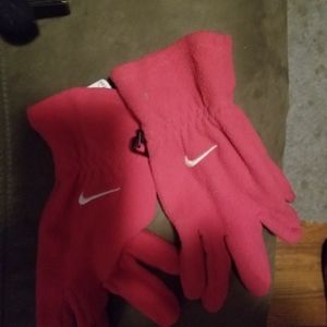 Nike gloves